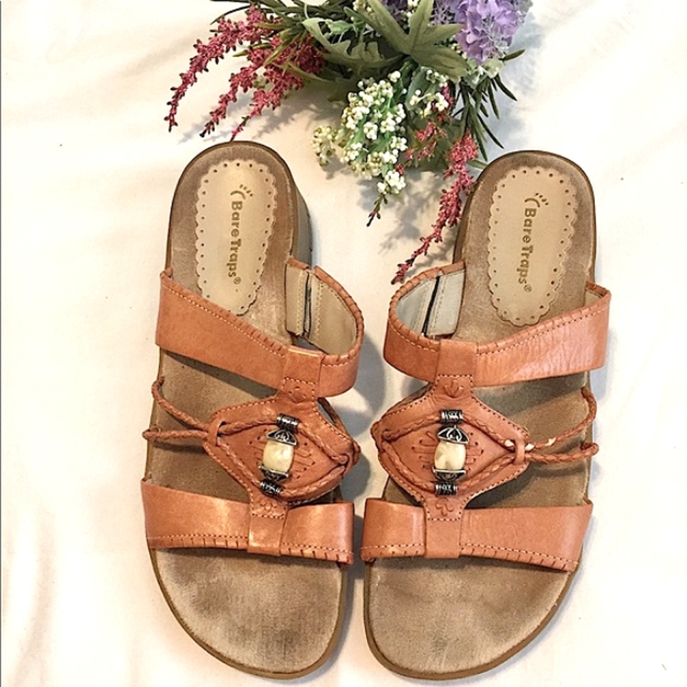 Bare Traps Olinda Tan Wedge Sandal (9M)